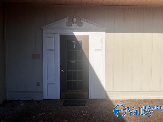 Primary Photo - 1208 Gunter Ave