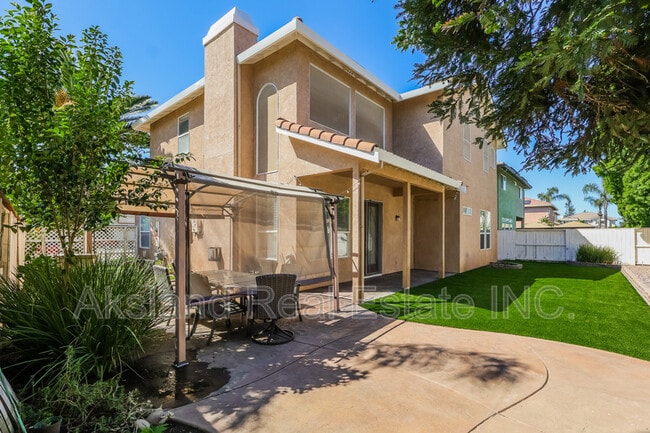 Building Photo - 624 Reed Ct