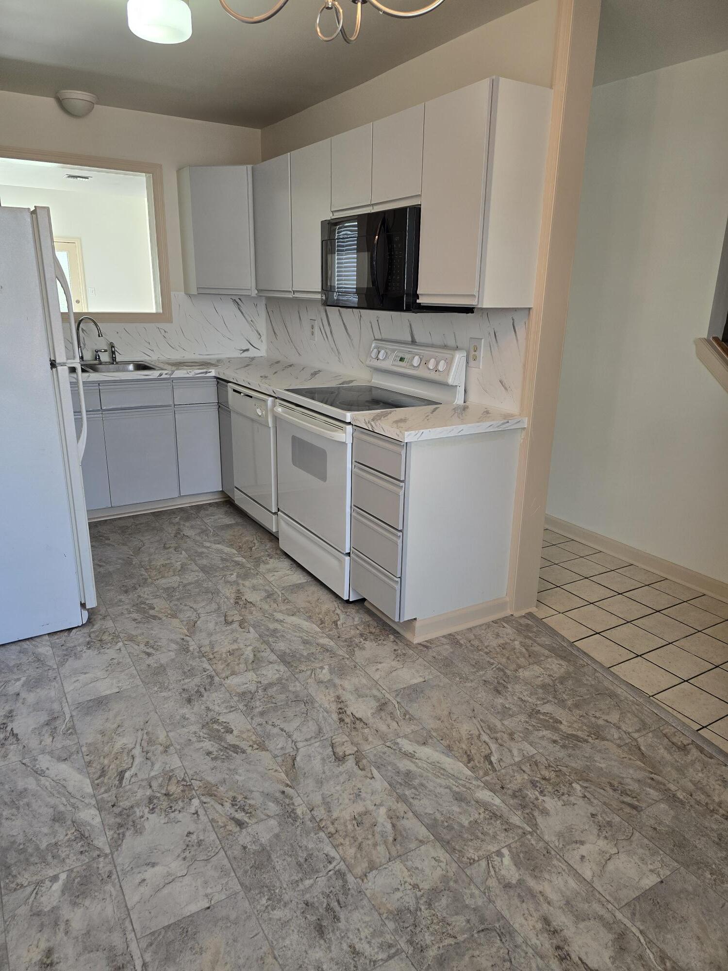 Kitchen 2 - 121 Treetops Dr