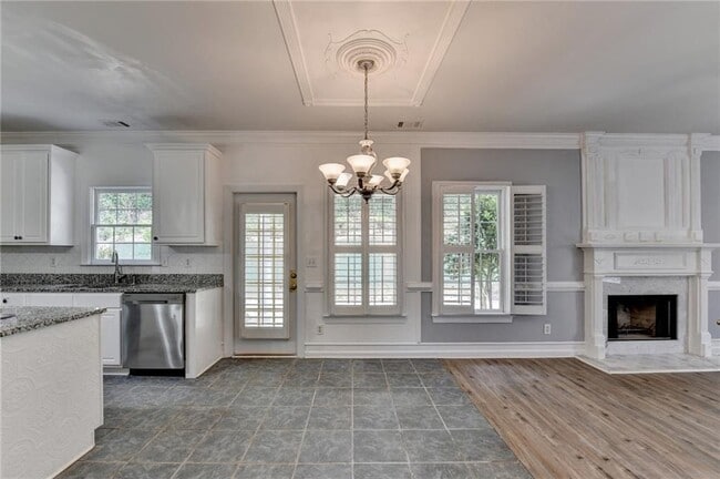 Building Photo - 2072 Fairport Way