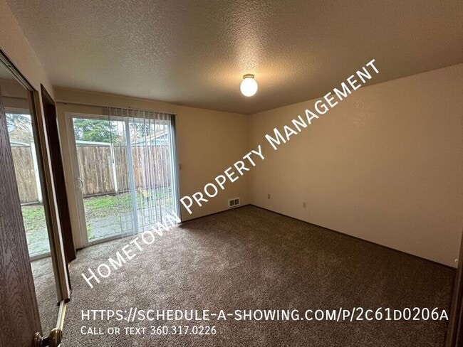 Building Photo - 640 Bavarian Ln SE