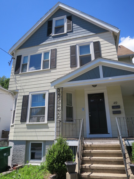 Primary Photo - 49 Marion St