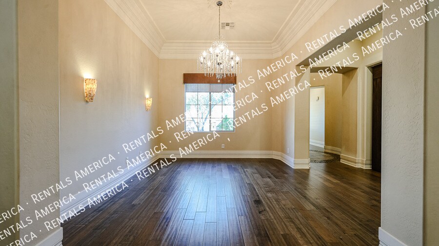 Building Photo - 28806 N 67th Dr