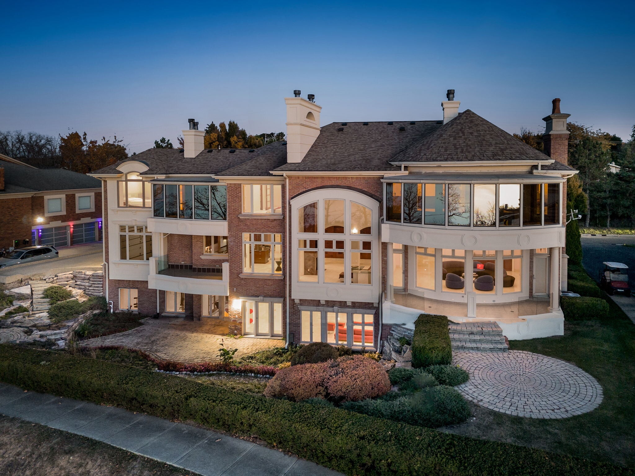 Building Photo - 3856 Vista Ln