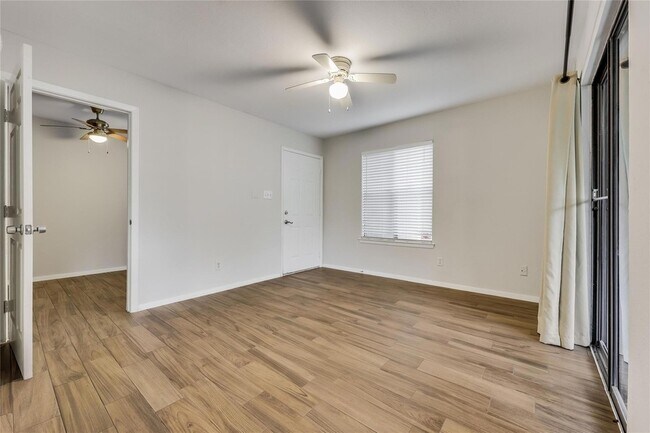Building Photo - 2500 Burleson Rd