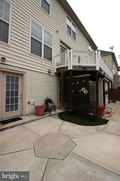 Building Photo - 9577 5th Pl