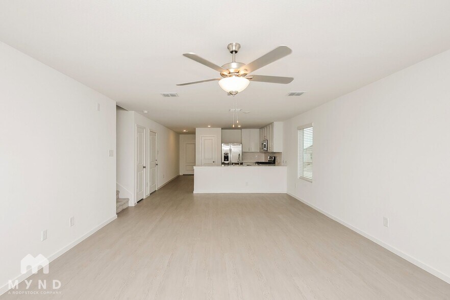 Building Photo - 2752 Mistwood Dr