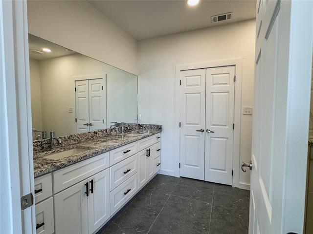 Building Photo - 340 Lucy Rd