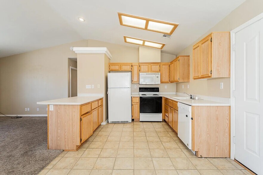 Building Photo - 1888 Big Horn St