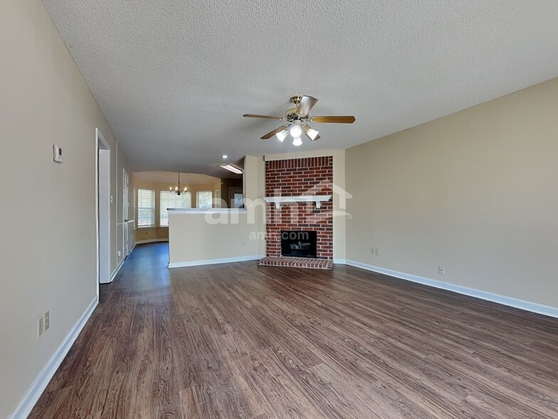 Building Photo - 5802 Eagleston Dr
