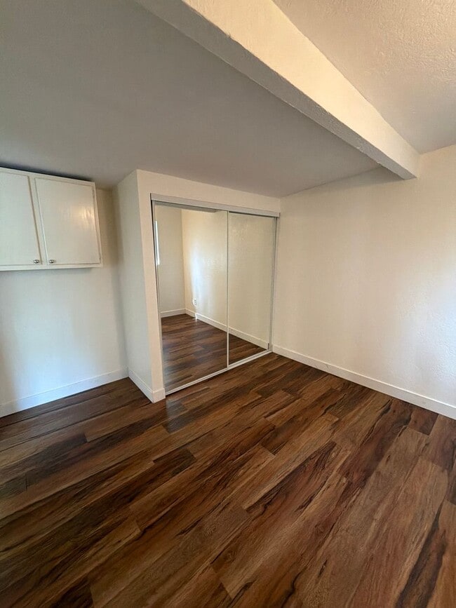 Building Photo - Charming 2 Bedroom, 2 Bathroom Home with ADU in Desirable Land Park Area
