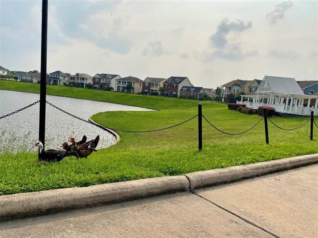 Building Photo - 6222 Settlers Lake Cir E