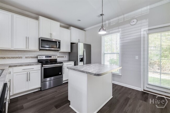 Building Photo - 345 Sonoma Dr