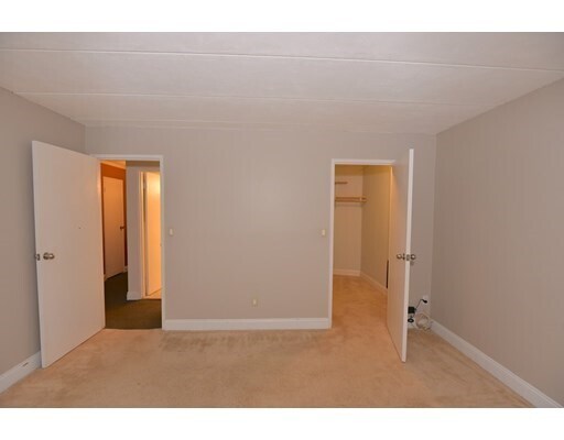 Building Photo - 152 Turner Rd