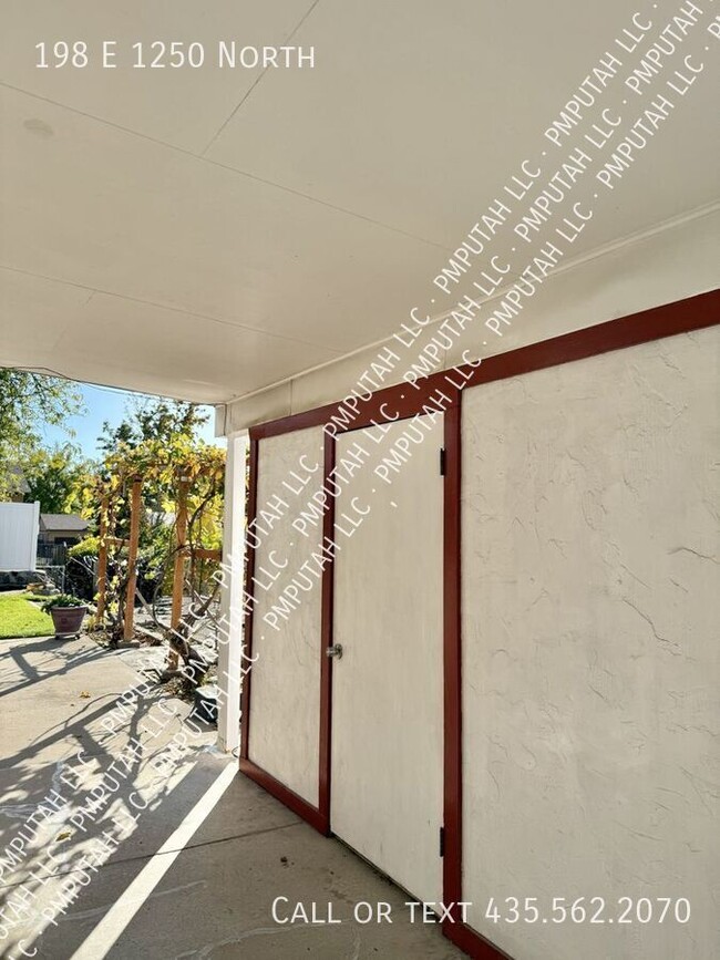 Building Photo - 198 E 1250 N