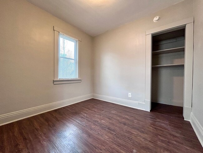 Building Photo - Two Bedroom Home in Muskegon