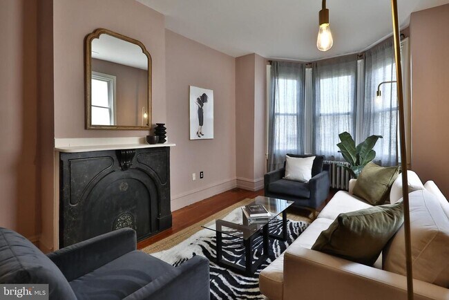 Building Photo - 2805 Poplar St