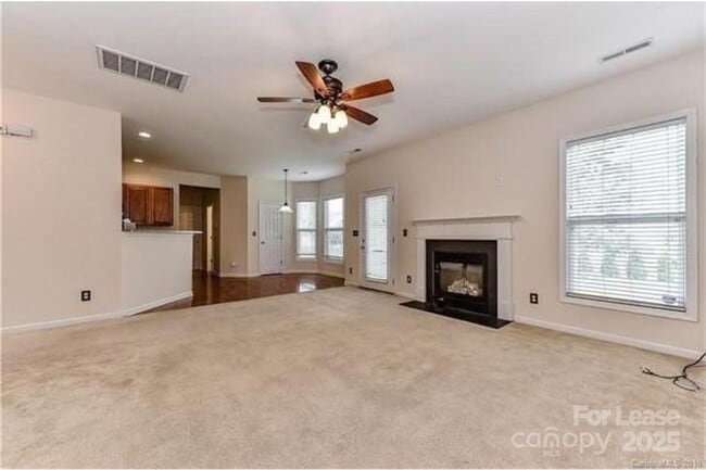 Building Photo - 3111 Gloxinia Rd