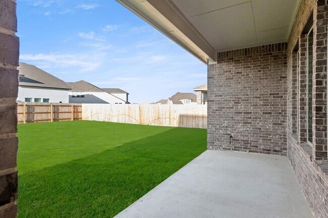 Building Photo - 373 Hollister Dr