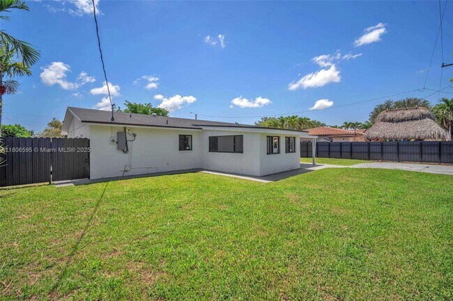 Building Photo - 3980 SW 121st Ave