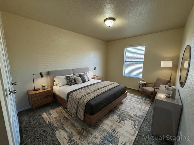 Building Photo - 9901 Diana Dr