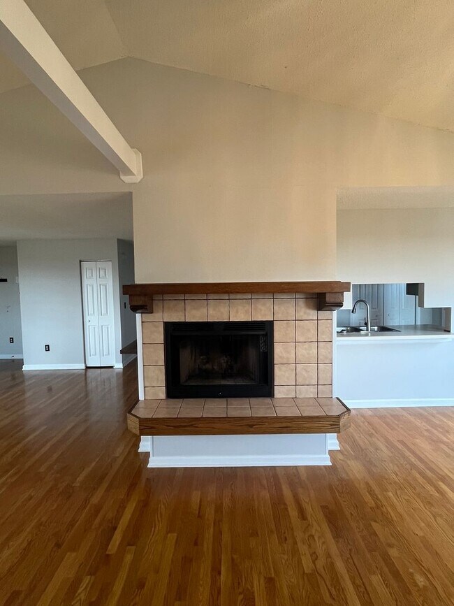 Building Photo - Beautiful 3 Bedroom house in Fishersville ...
