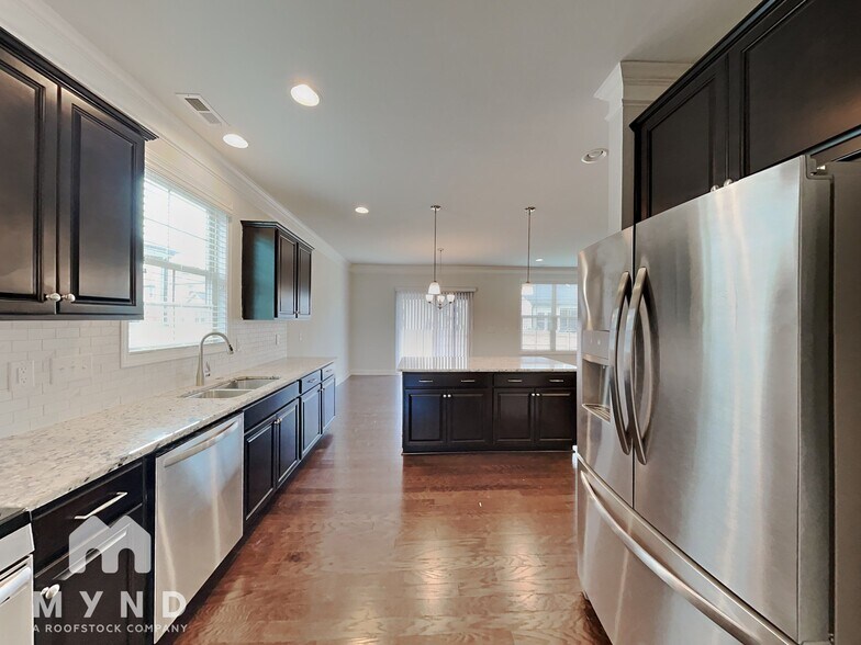 Building Photo - 7377 Birchshire Dr