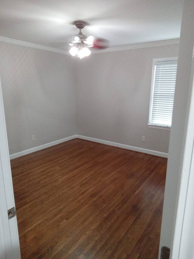 Building Photo - Luxury Condo in Monroe's Beautiful Historic District!  Some Utilities included.