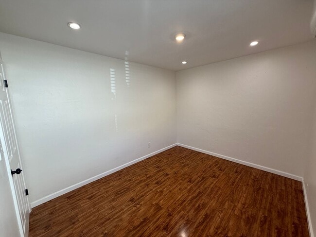 Building Photo - 4017 Alabama St