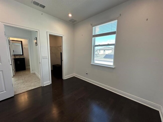 Building Photo - 8941 Sperry St