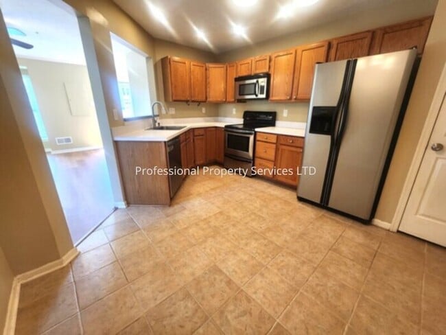 Building Photo - 5351 Regal Ct