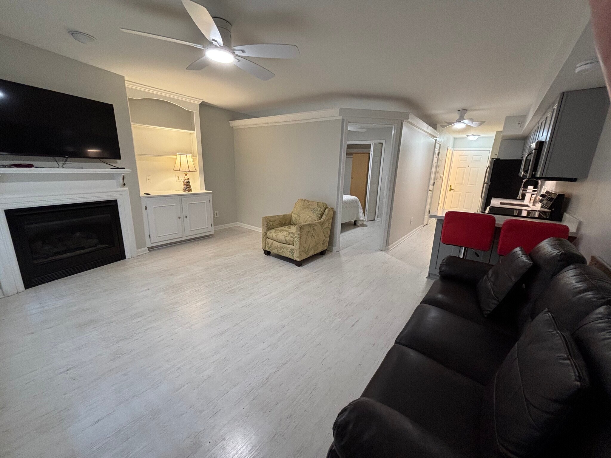 Building Photo - 2730 Brownsboro Rd