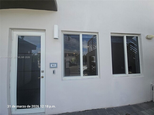 Building Photo - 10250 NW 66th St