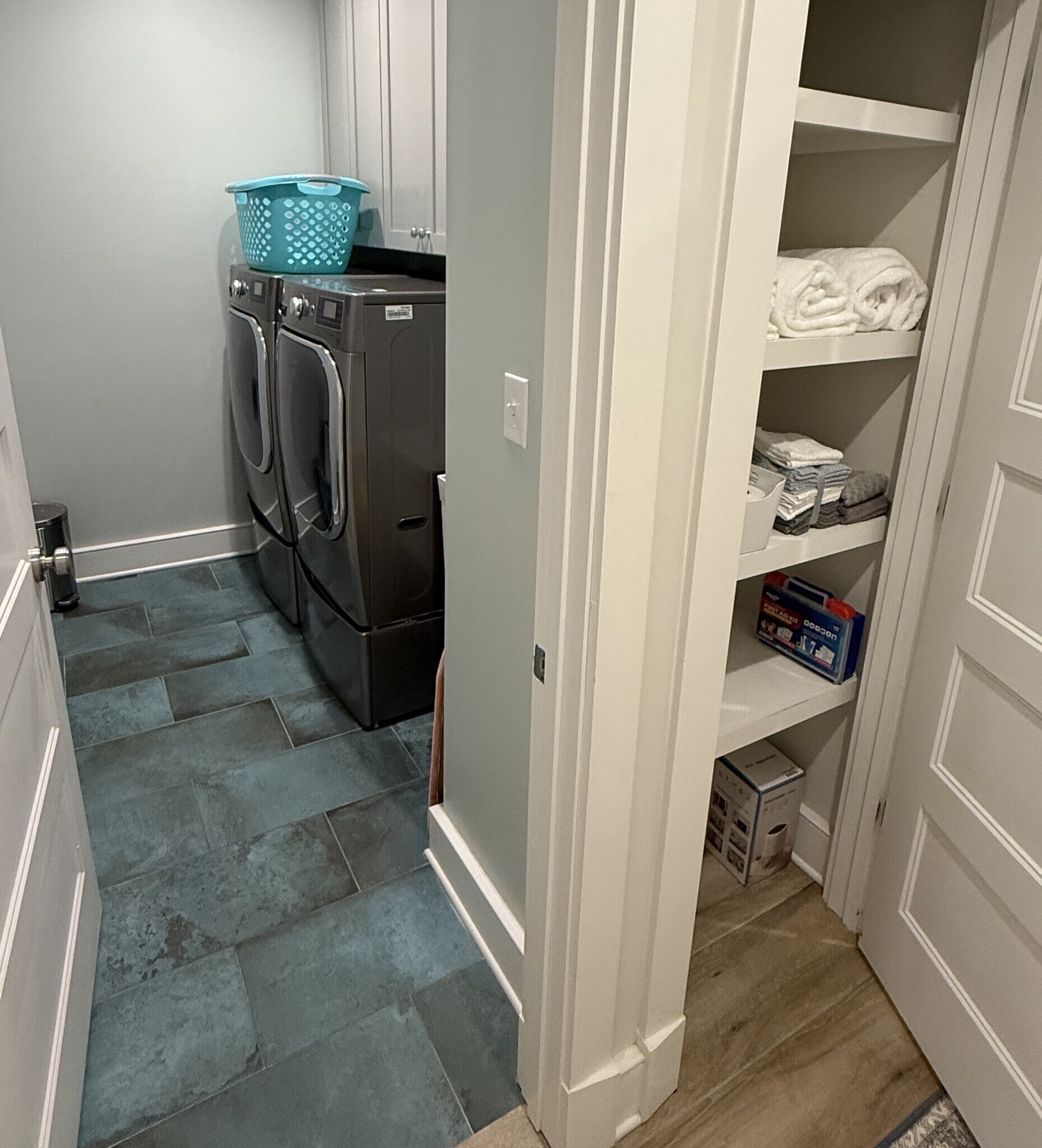 Lover Level Laundry Room - 1232 I St NE