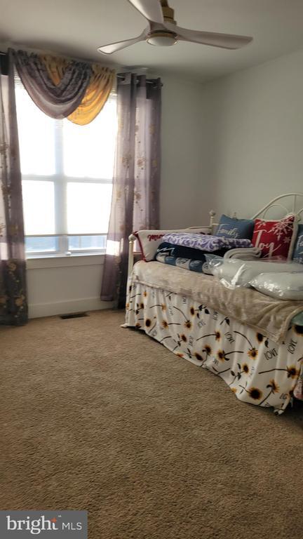 Building Photo - 418 SADIE Ave