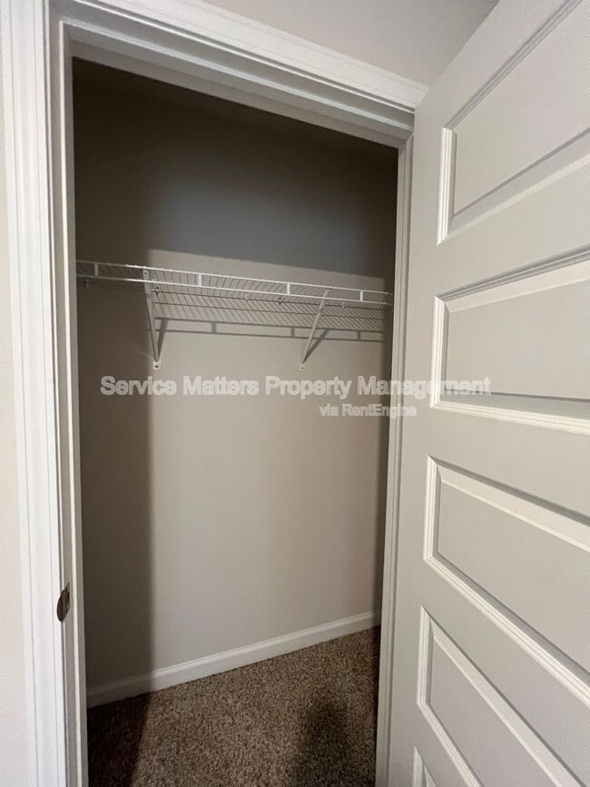 Building Photo - 4393 White Birch Ct