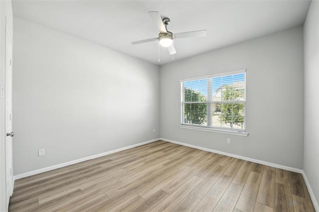 Building Photo - 913 Cobalt Dr