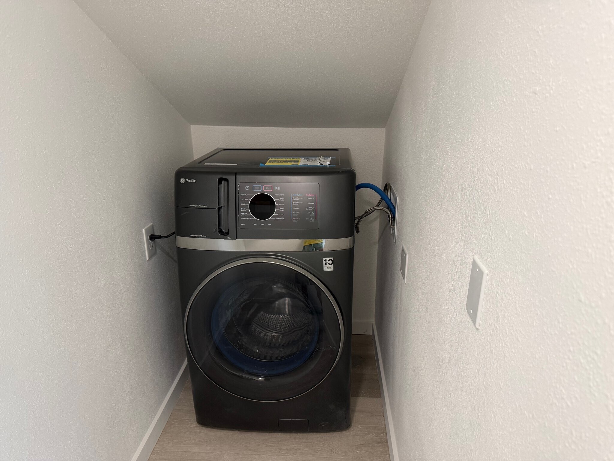 Building Photo - 1601 N 4th Ave