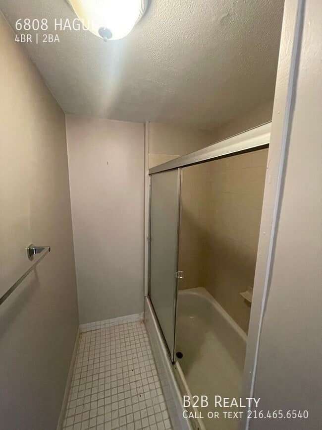 Building Photo - 6808 Hague Ave