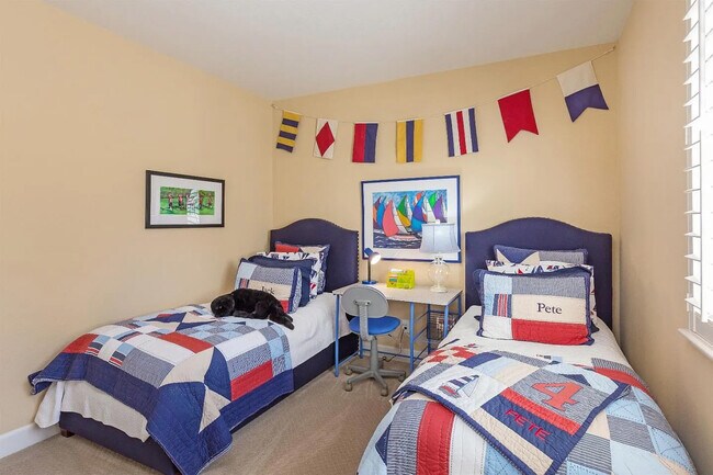 Building Photo - 2490 Muirfield Way