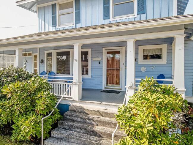 Building Photo - 640 S Columbia St