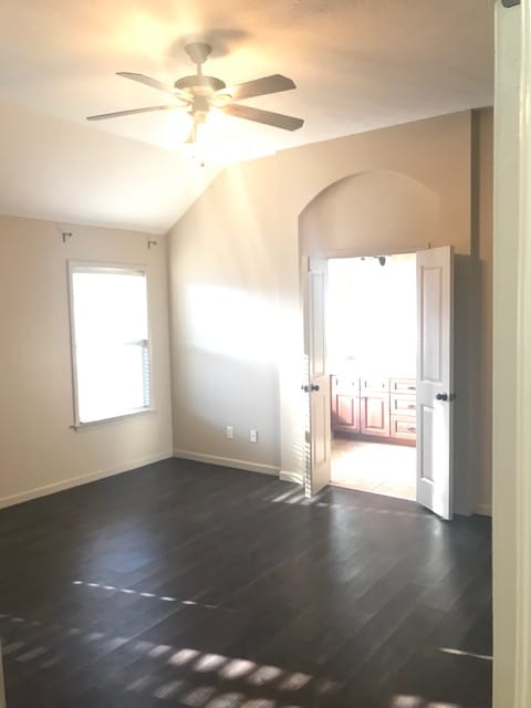 Building Photo - 9712 Silver Bell Ct