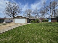 Building Photo - 3 Bedroom Century Modern Home
