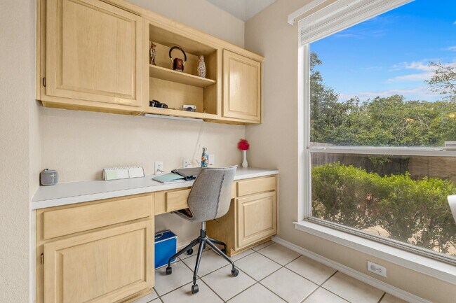 Building Photo - 2719 Rancho Mirage