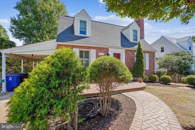 Building Photo - 2505 N Powhatan St