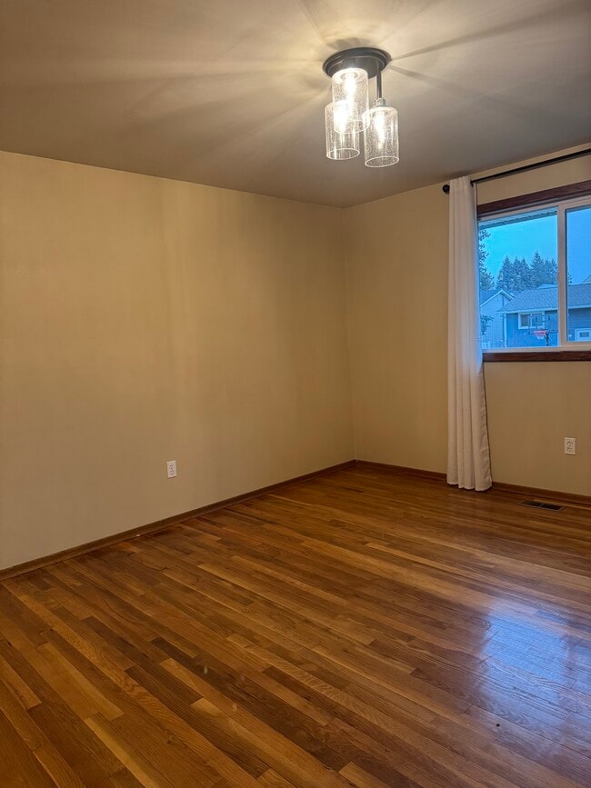 Building Photo - 4120 E Congress Ave