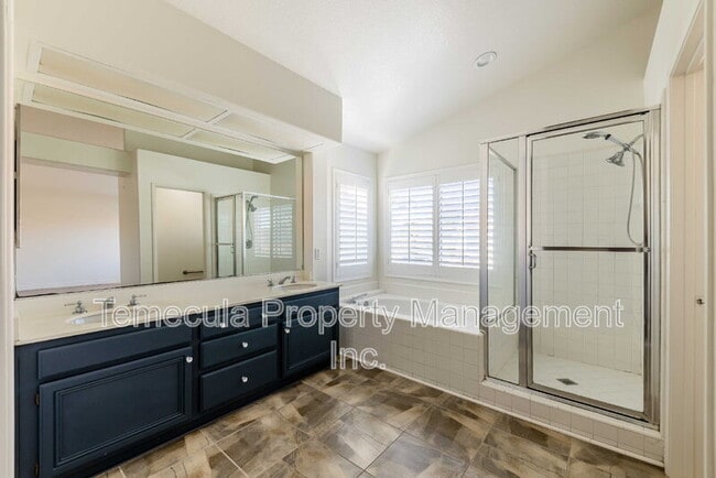 Building Photo - 30450 Summerside St