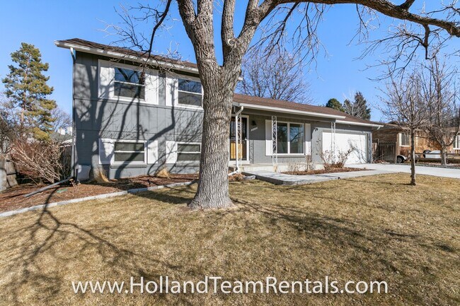 Building Photo - Updated Littleton House in GREAT LOCATION near Streets of SouthGlenn