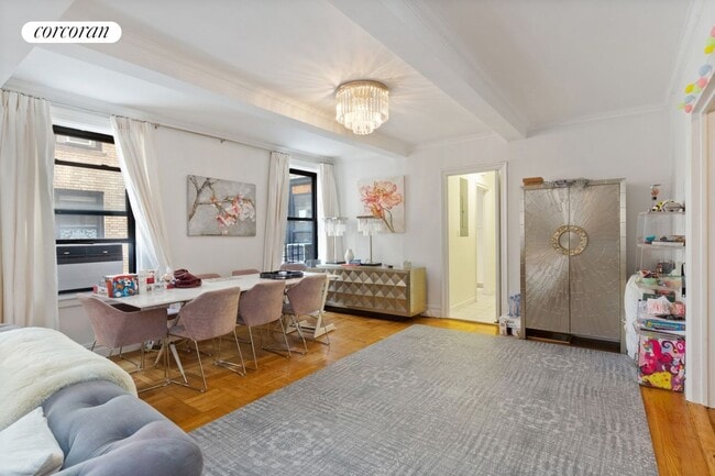 Building Photo - 1225 Park Ave