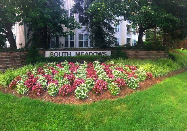 Building Photo - 7518 Snowpea Court, Unit E